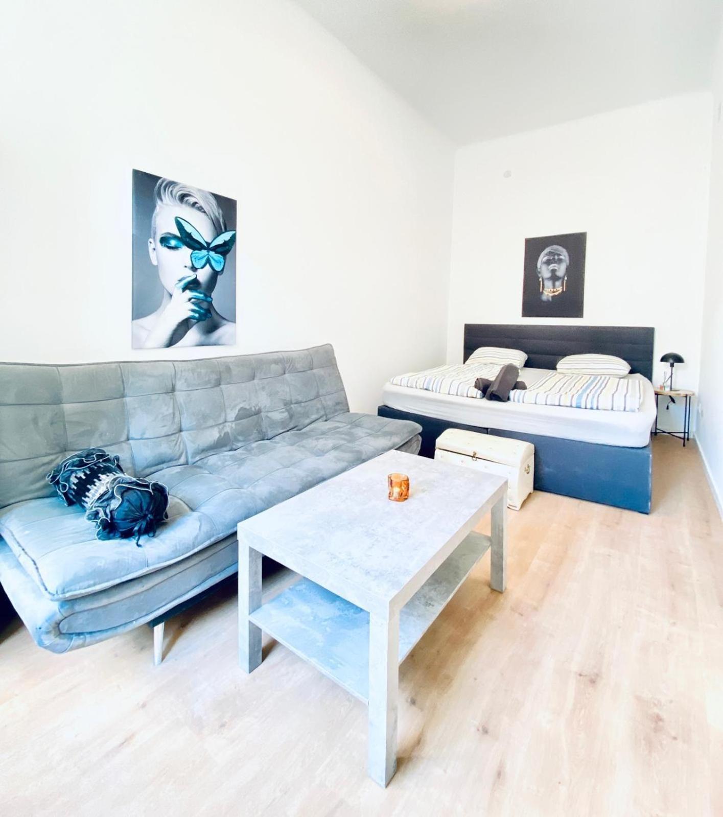 5BR Shared Apt Ideal for Groups 7 Min to Westbahnhof