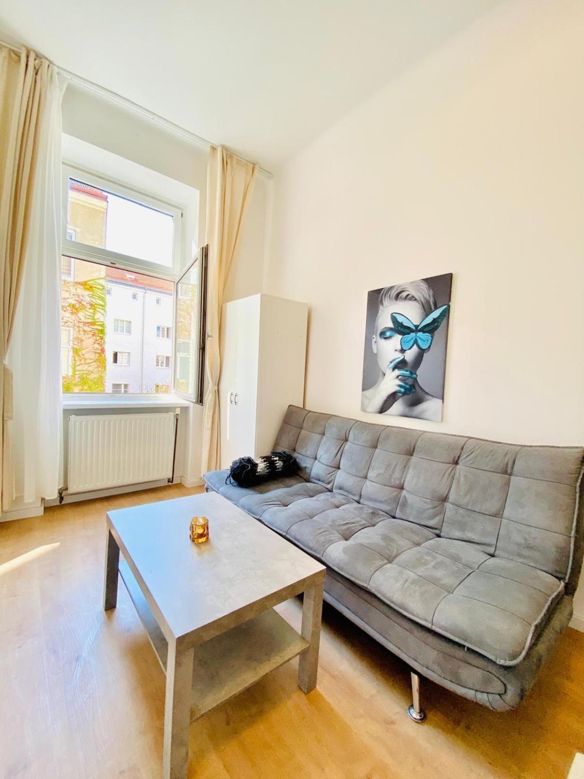 5BR Shared Apt Ideal for Groups 7 Min to Westbahnhof