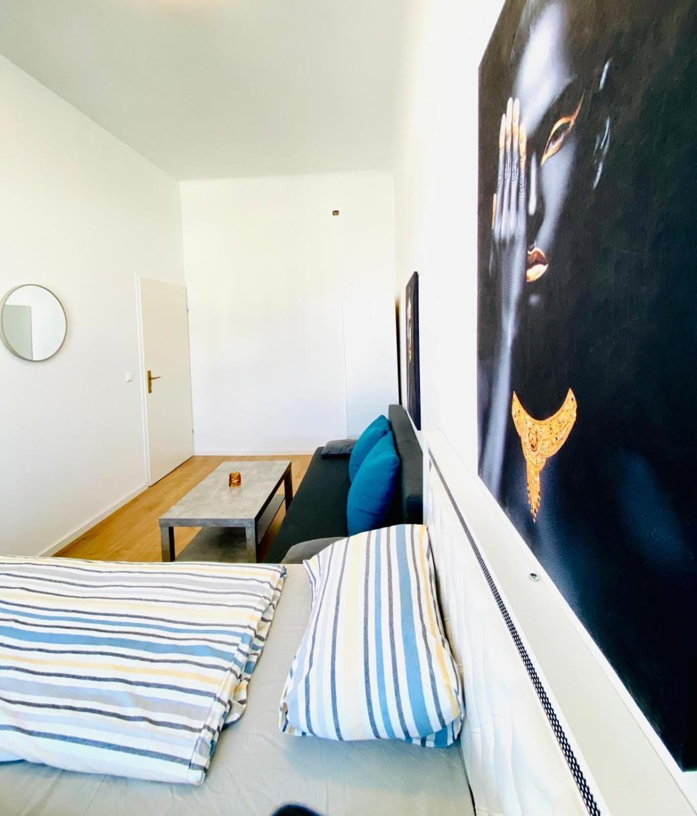 5BR Shared Apt Ideal for Groups 7 Min to Westbahnhof