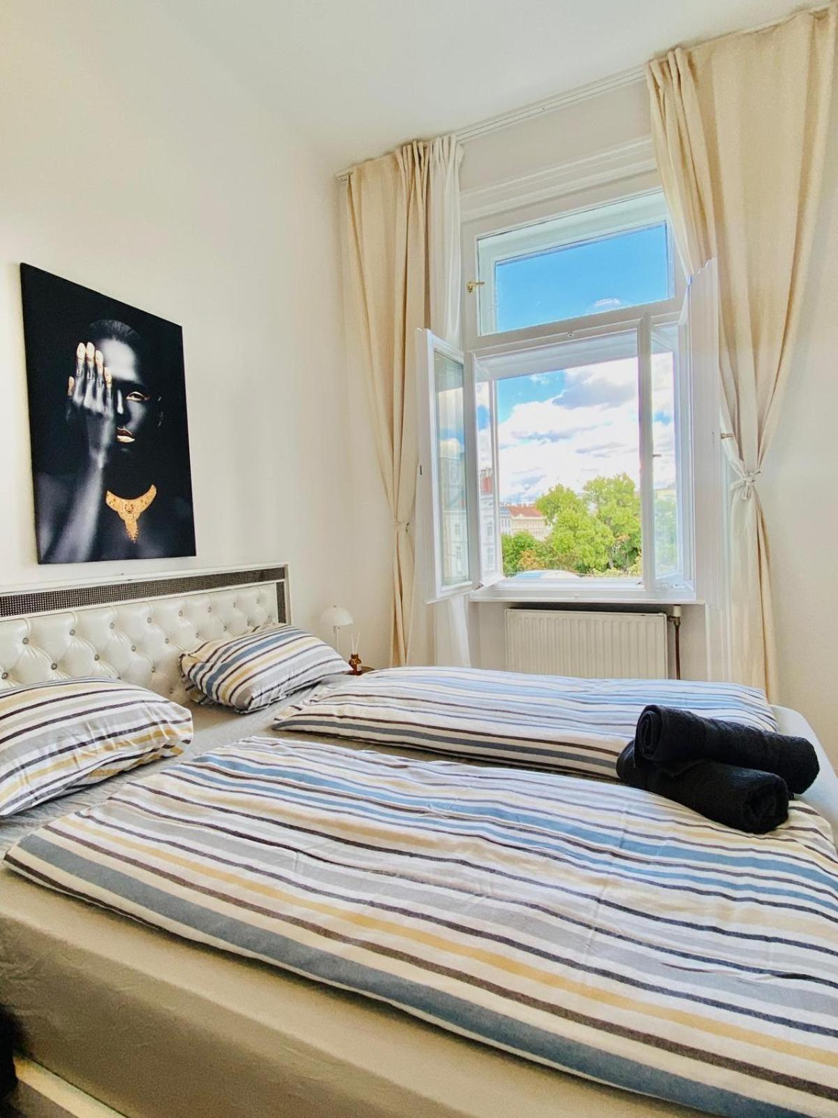 5BR Shared Apt Ideal for Groups 7 Min to Westbahnhof