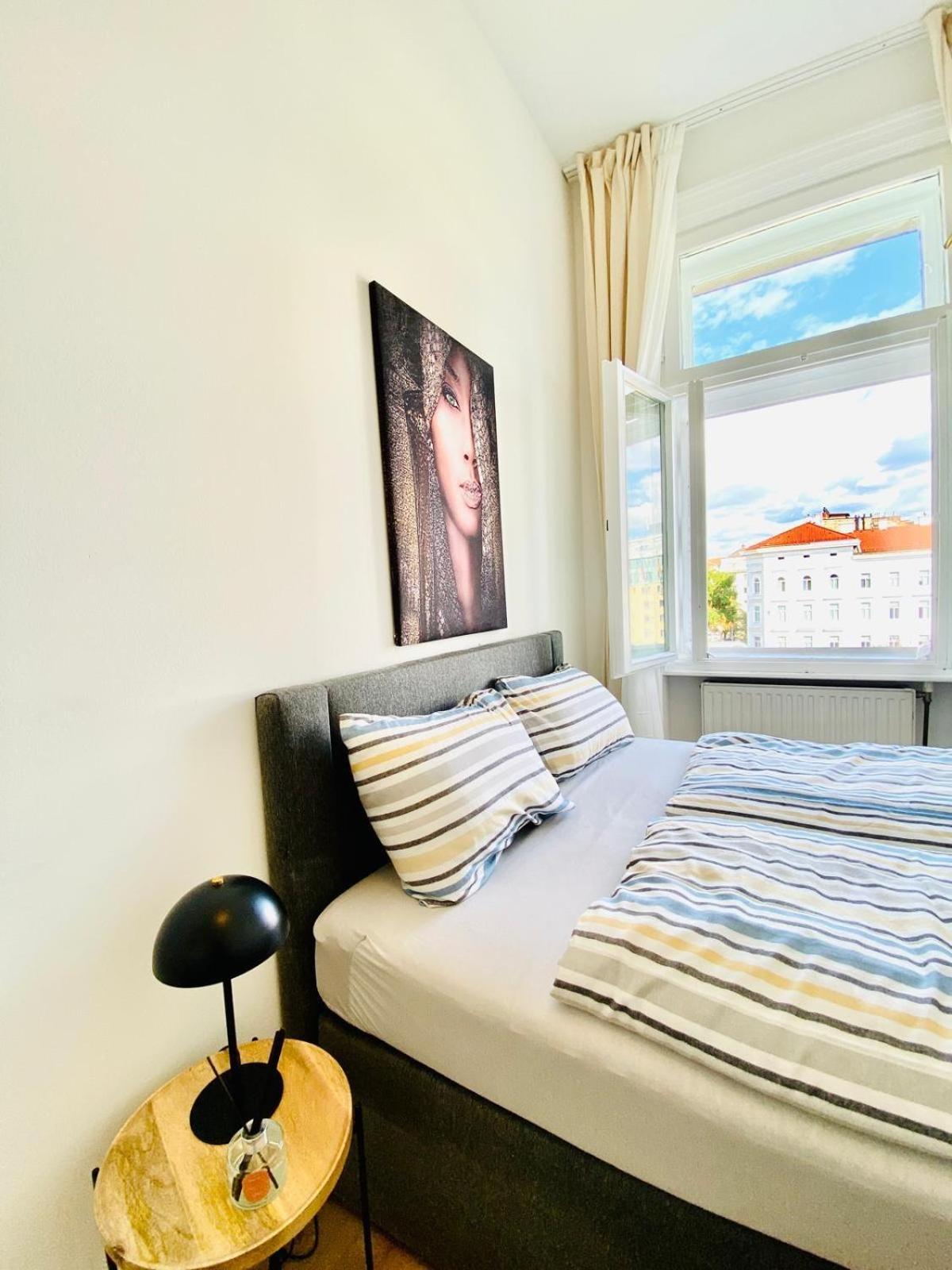 5BR Shared Apt Ideal for Groups 7 Min to Westbahnhof
