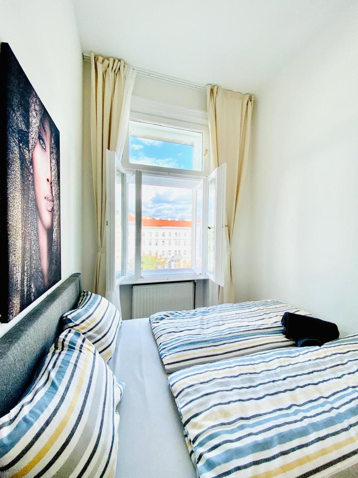 5BR Shared Apt Ideal for Groups 7 Min to Westbahnhof