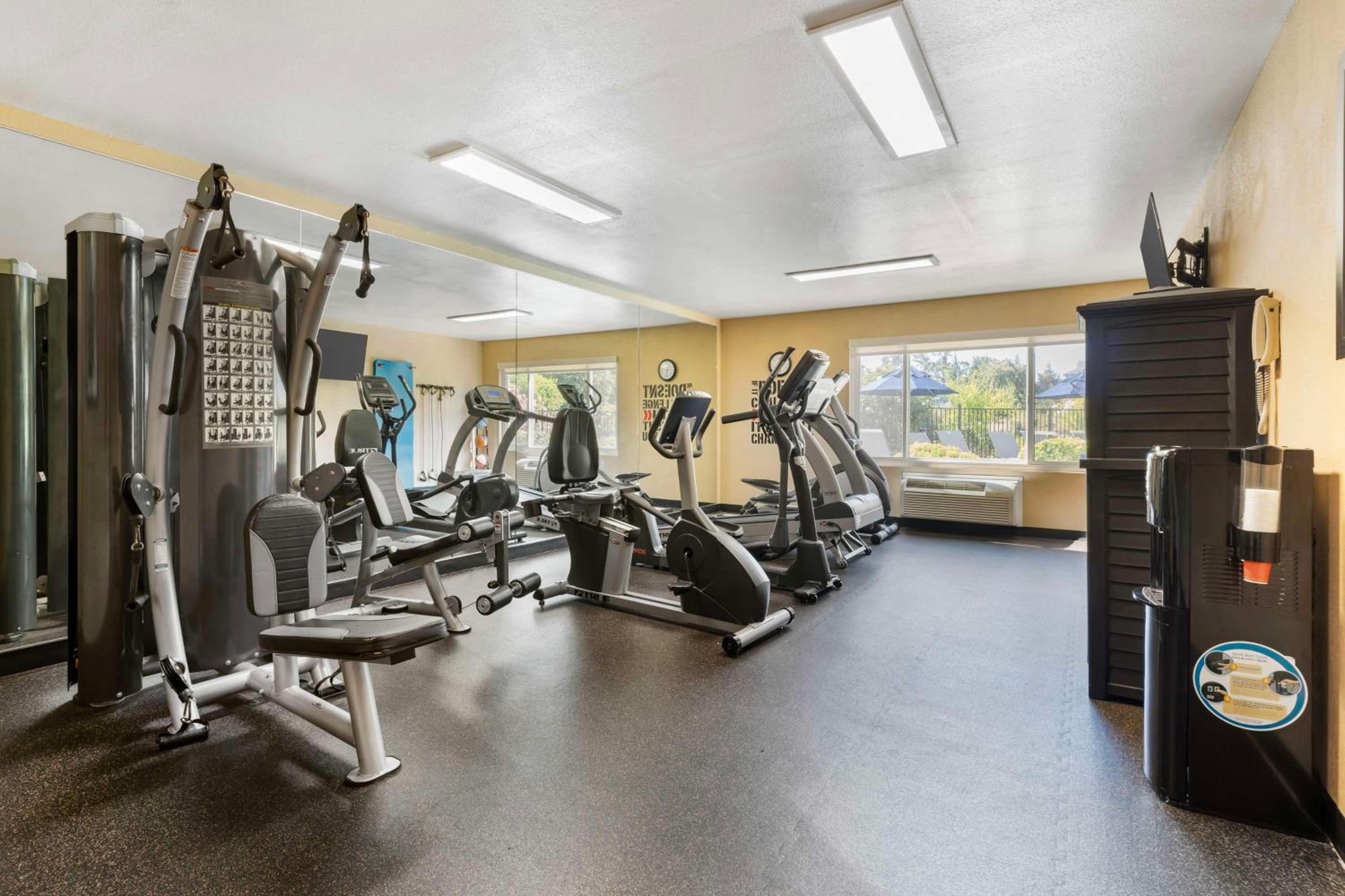 Best Western Plus Heritage Inn - Property Image 29