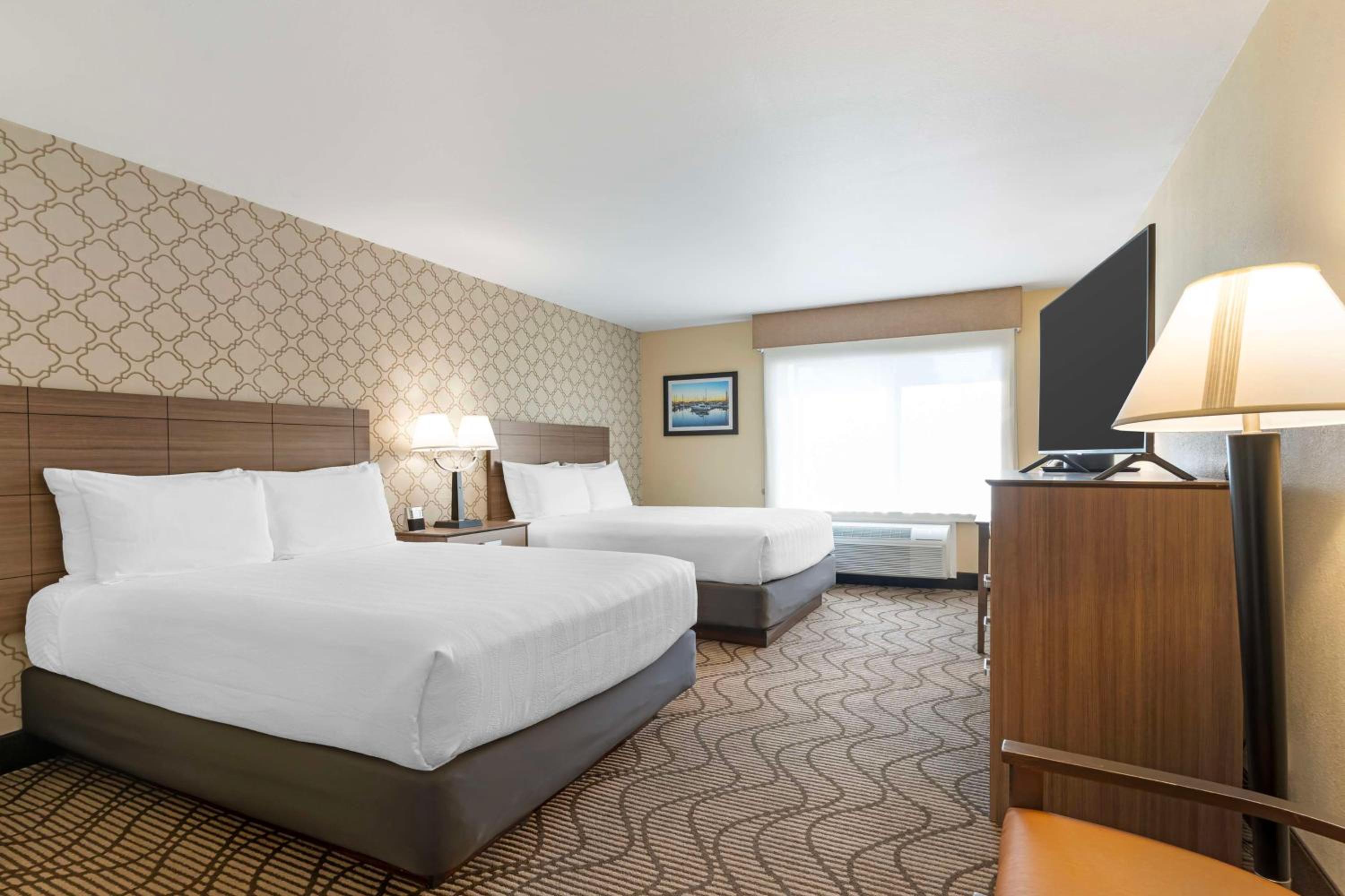 Best Western Plus Heritage Inn - Property Image 11