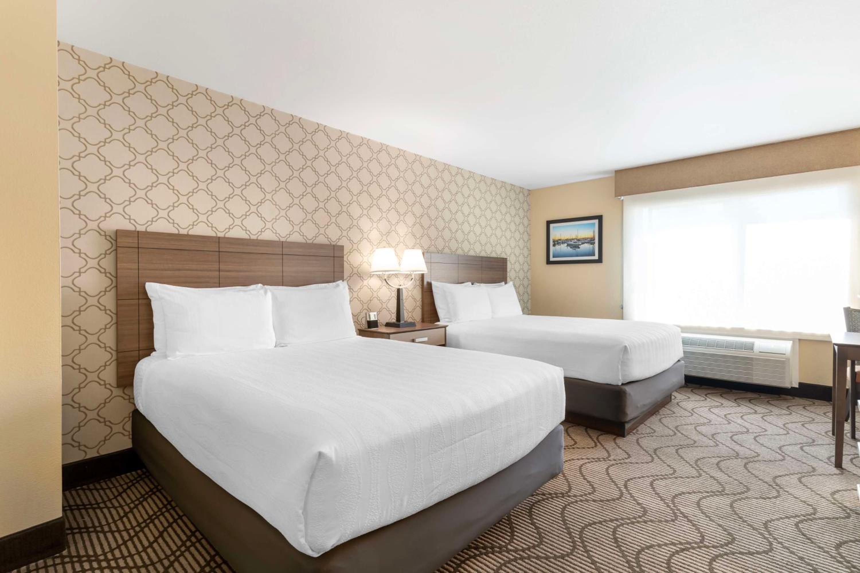 Best Western Plus Heritage Inn - Property Image 12