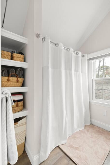 Retreat by the Hot Tub & Fire Pit, Dog-Friendly!