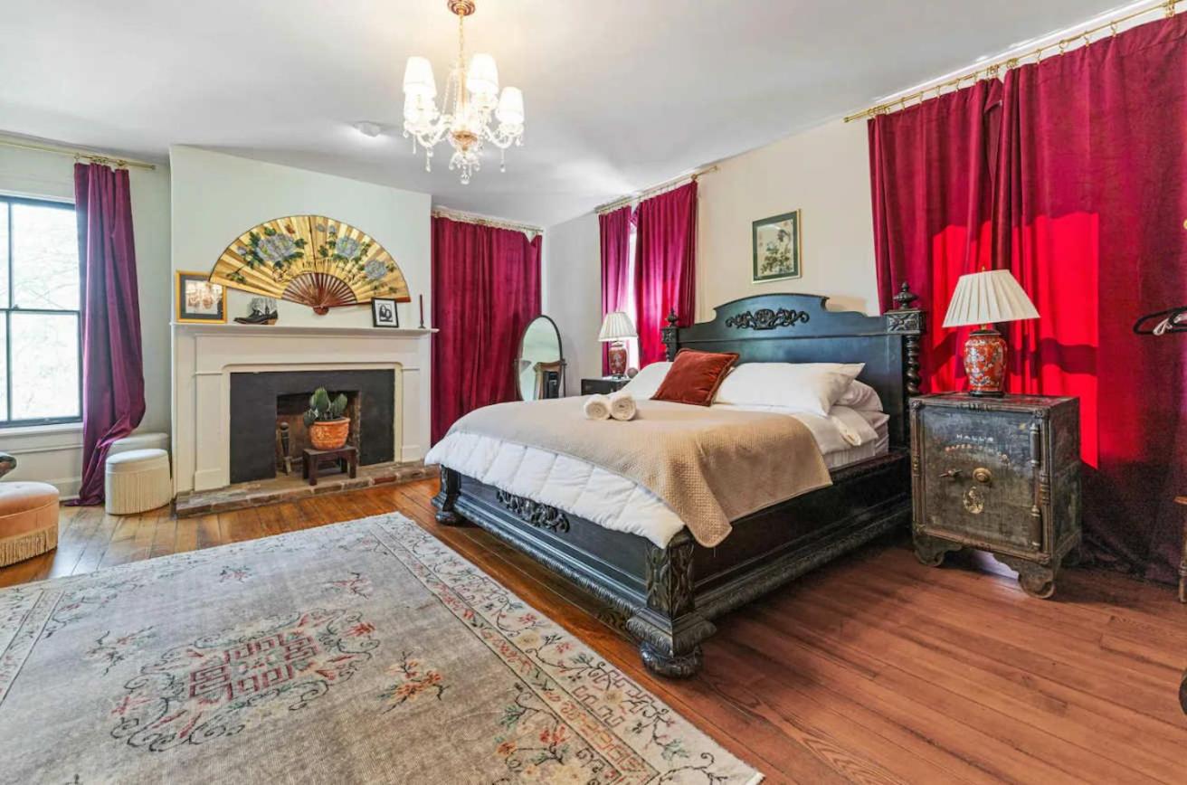 Frankfort Hideaway Urban Retreat in Louisville view 3