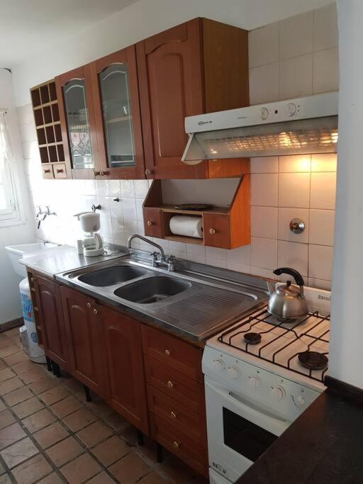 Departamento Villa Gesell para 7 personas 3 dormitorios 4 ambientes