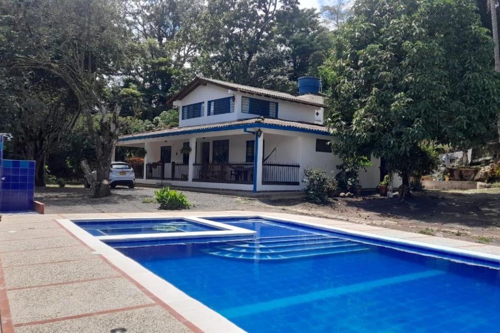 Finca El Pórtico Socorro, Santander