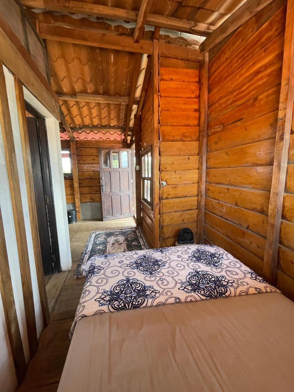 Old Bells Hostel Santa Ana