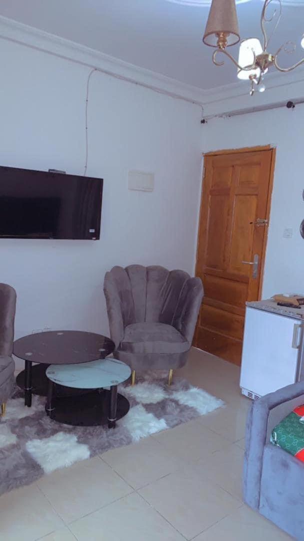 Studio Meublé