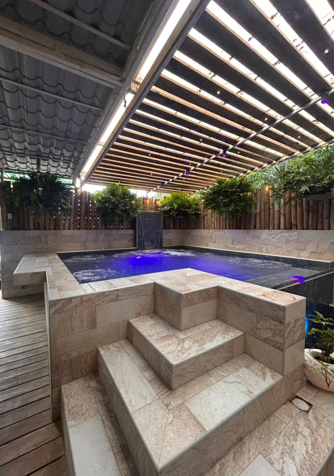 Hotel CENTRICO 2Hab con Terraza y Picuzzi totalmente Privados - Image 1