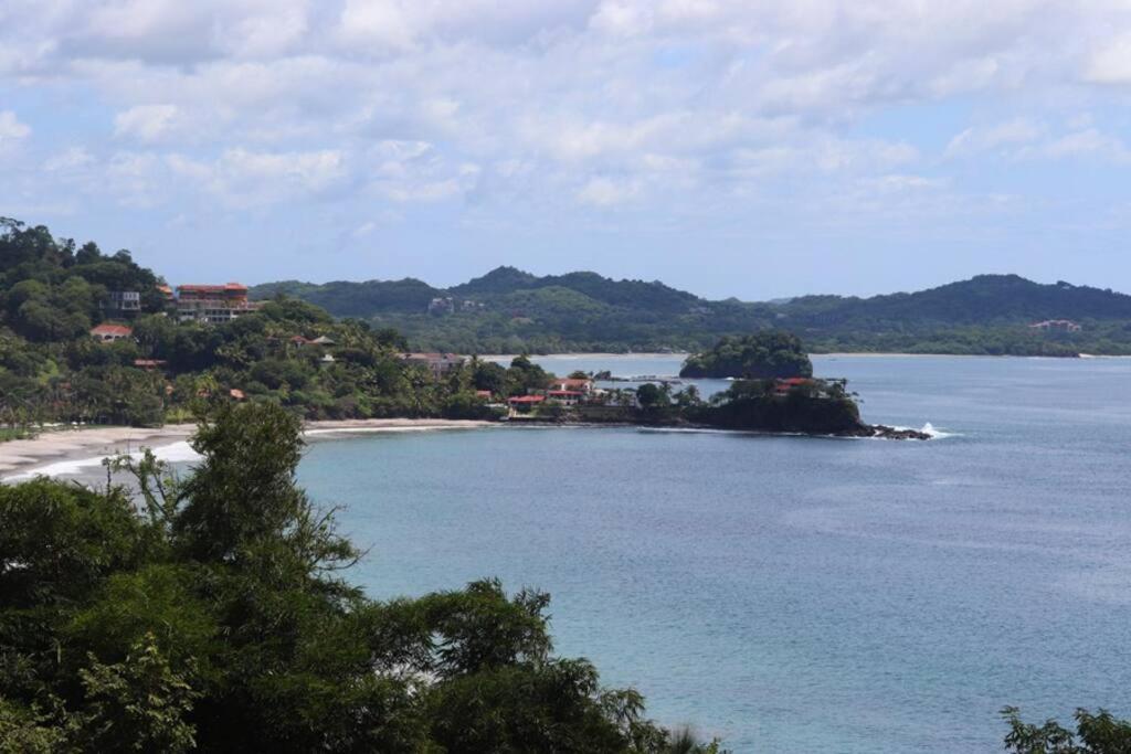 Beachfront villa - Casa Colibri