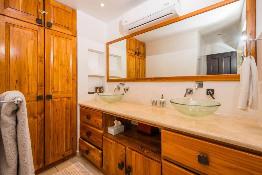Beachfront villa - Casa Colibri