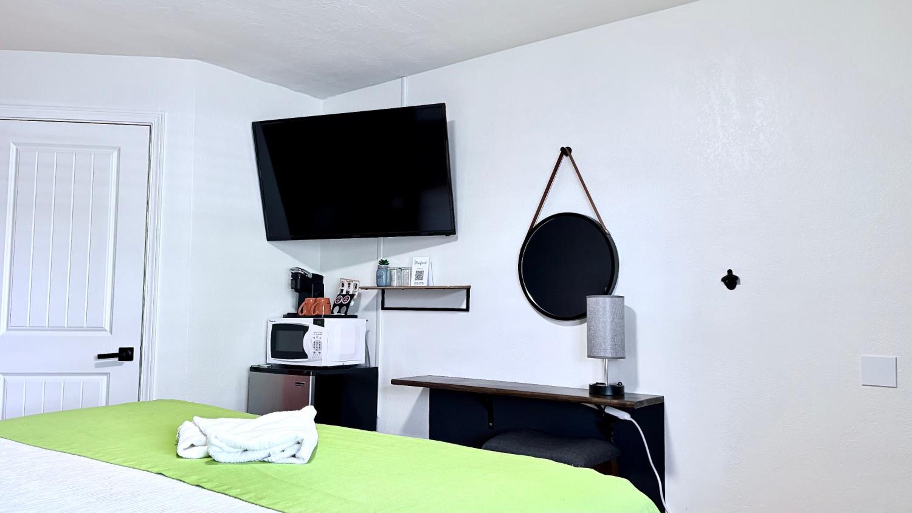Medford Vacations - City Center Motel - Property Image 12