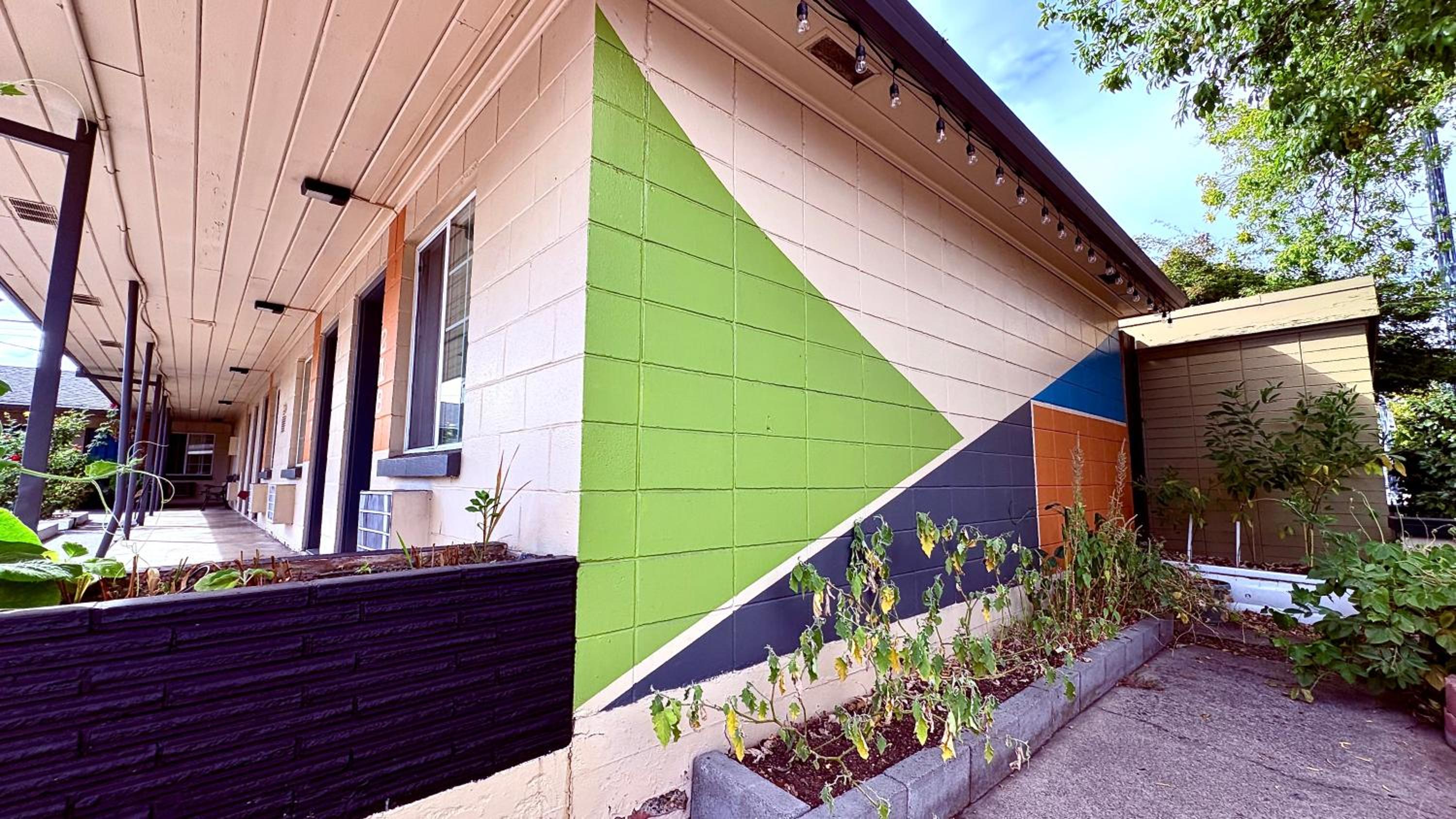 Medford Vacations - City Center Motel - Property Image 14