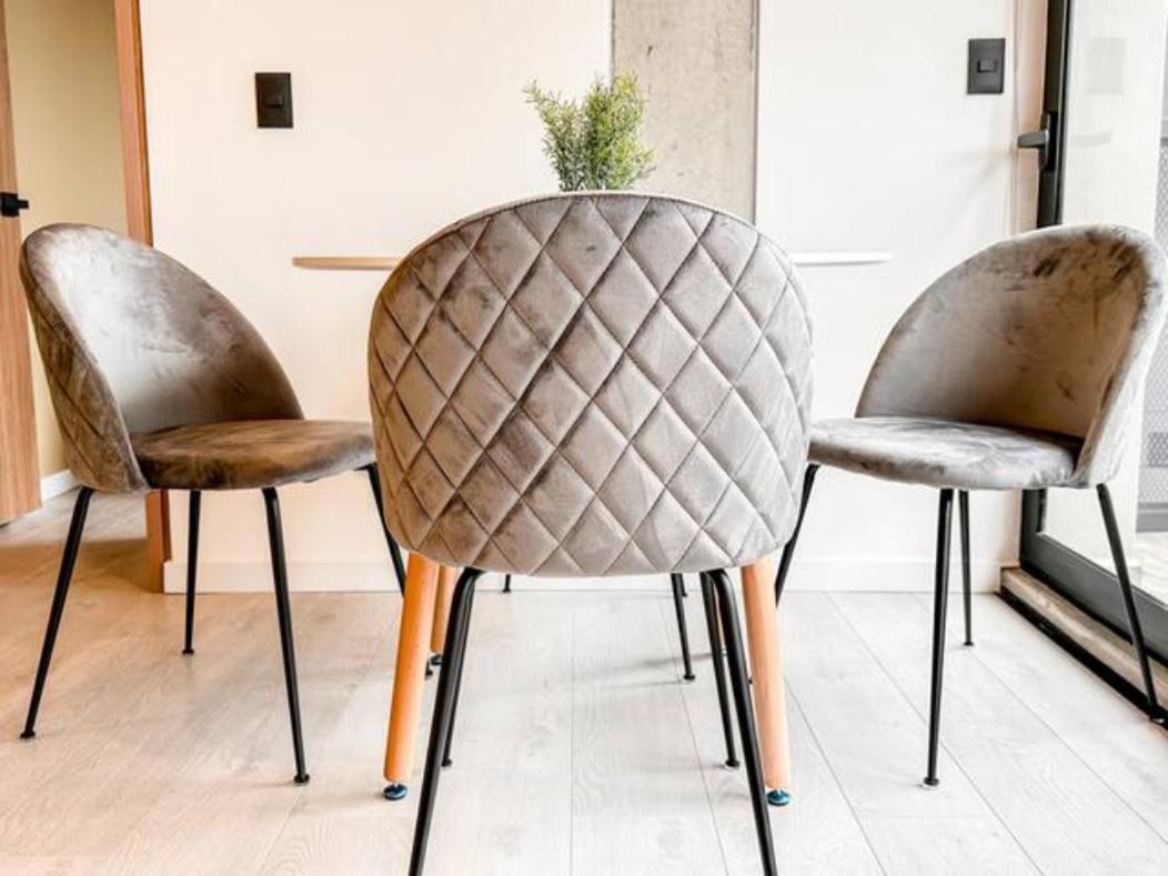 Skyline Suites - Elegant Living with Coworking & Scenic Views