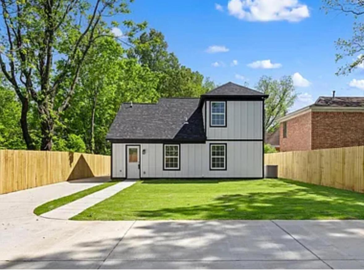 EV, Family Friendly, Close to Downtown view 5
