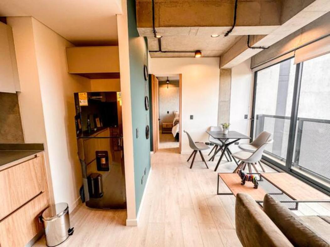 Skyline Suites - Elegant Living with Coworking & Scenic Views