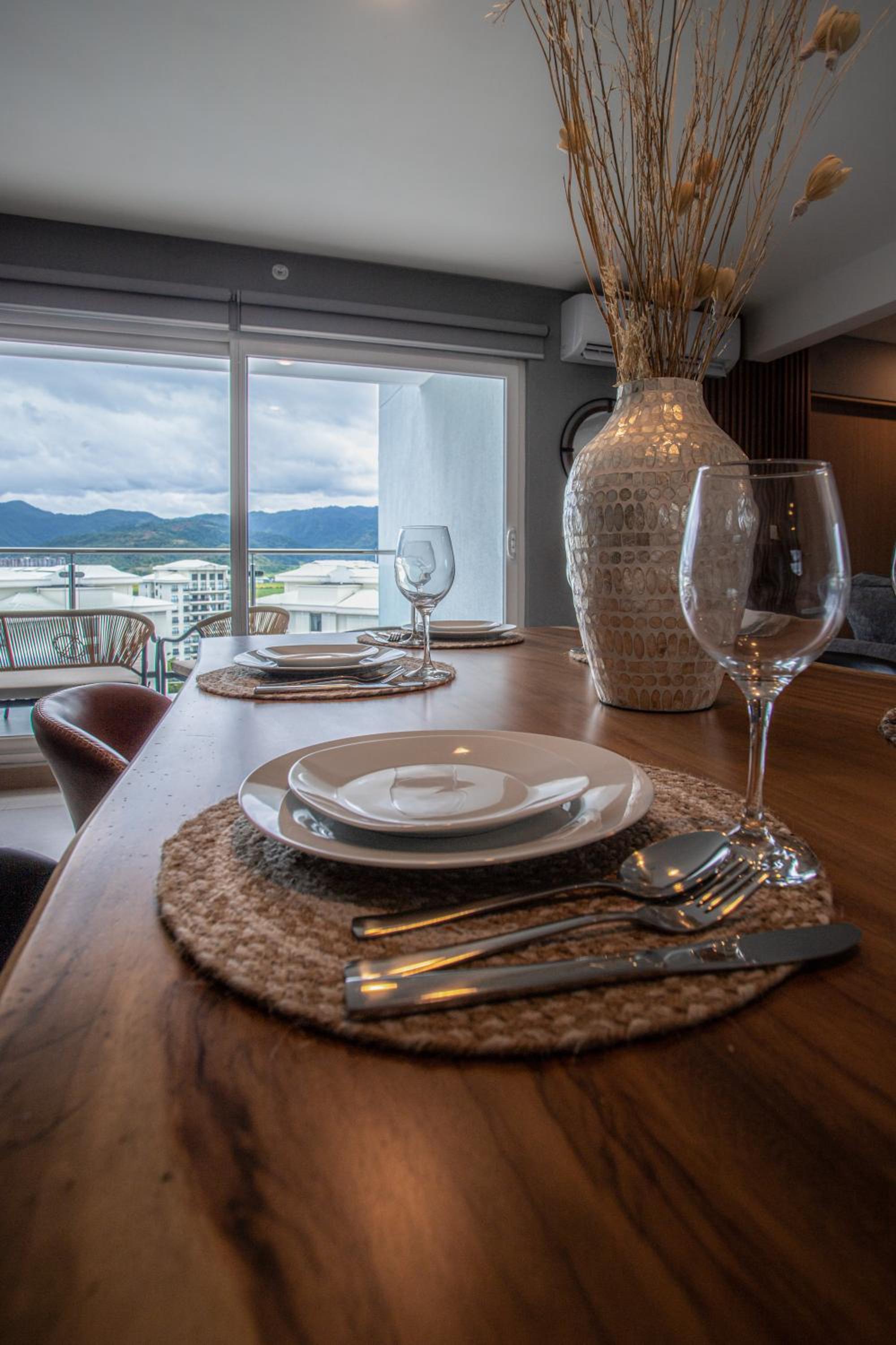 CASAGO 1603B, BRAND NEW RENTAL Experience Jaco from a Unique Modern Condo!