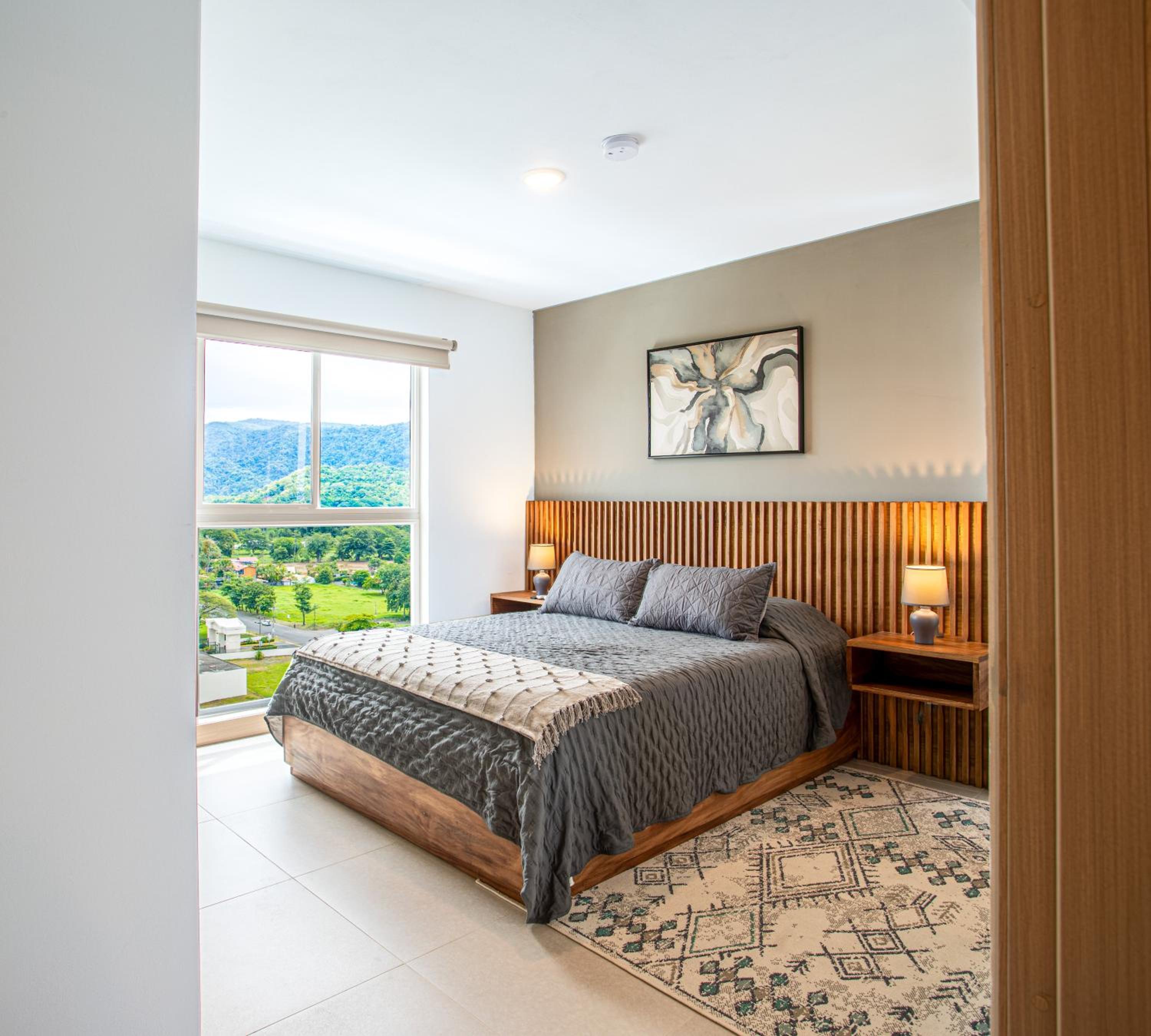 CASAGO 1603B, BRAND NEW RENTAL Experience Jaco from a Unique Modern Condo!