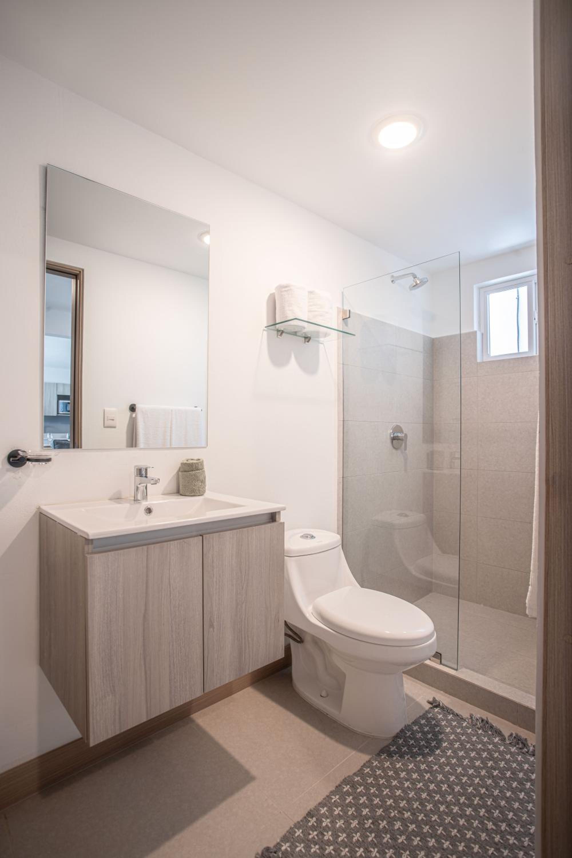 CASAGO 1603B, BRAND NEW RENTAL Experience Jaco from a Unique Modern Condo!