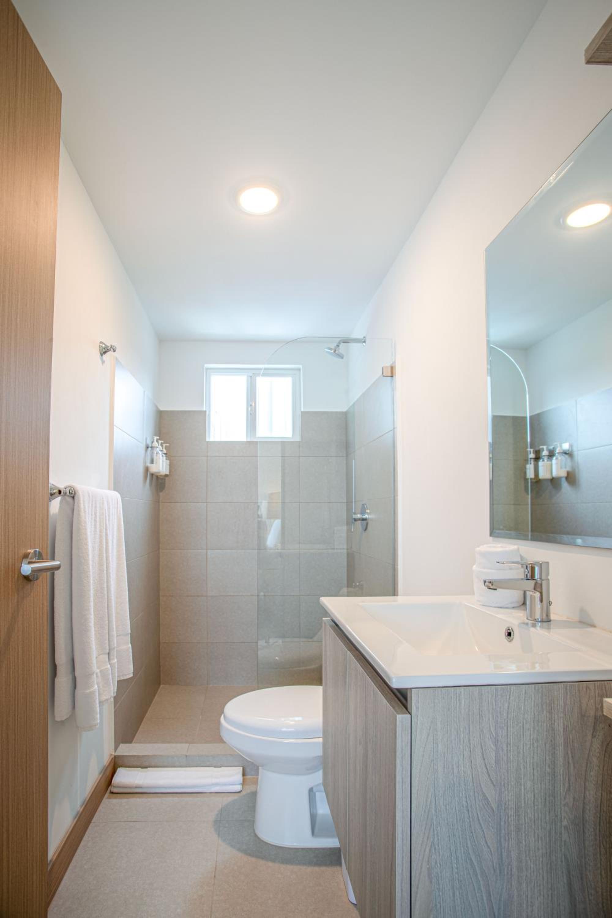CASAGO 1102B, BRAND NEW RENTAL with Spectacular Ocean Views