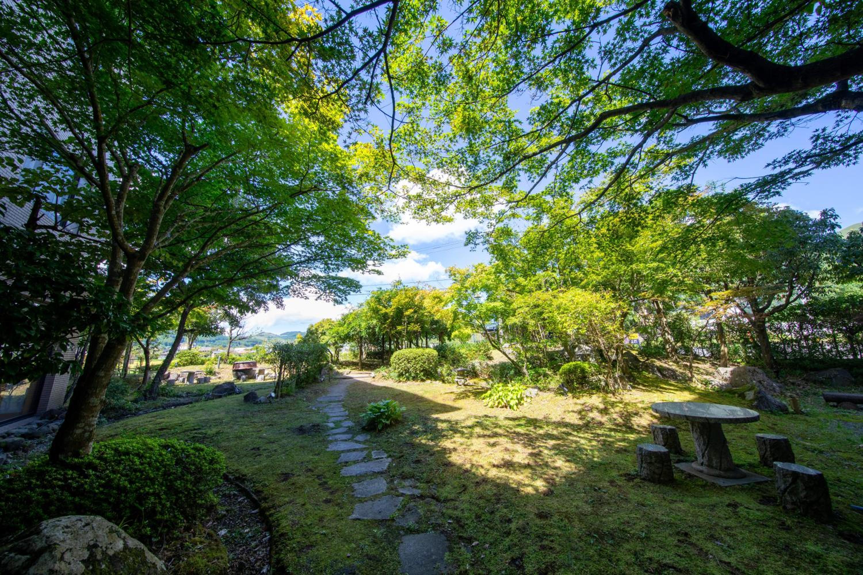 Yufuin Hotel Shuhokan