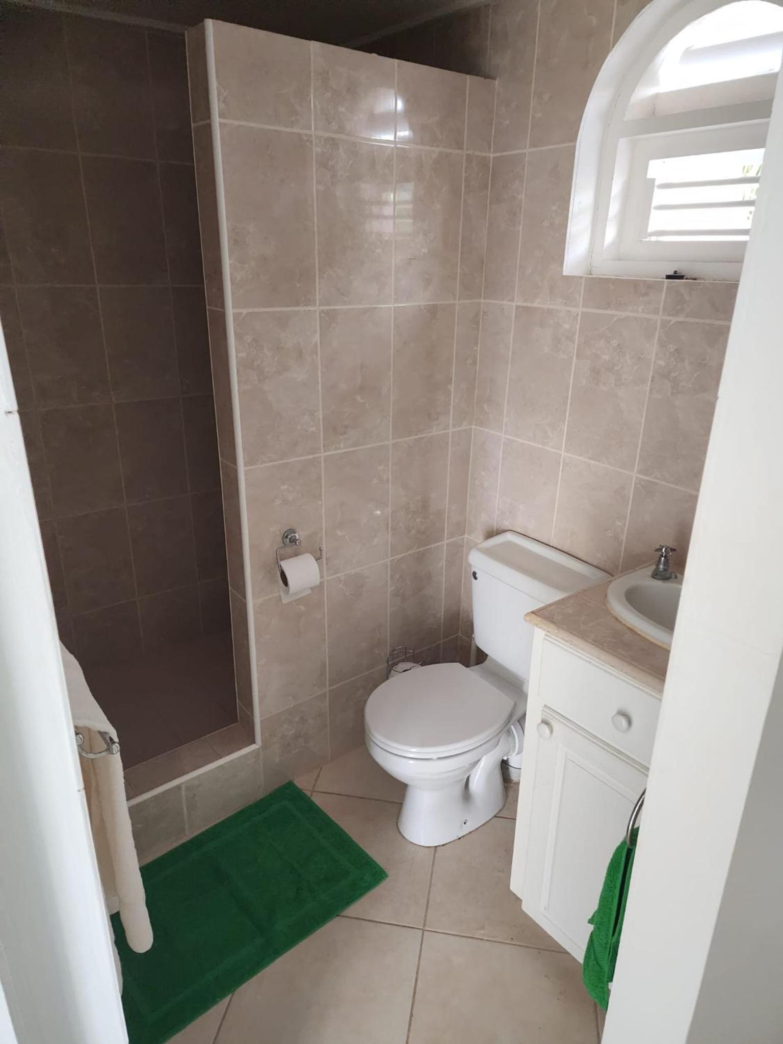#3 Eastry Gardens - Cozy 1BR Studio w Ocean View
