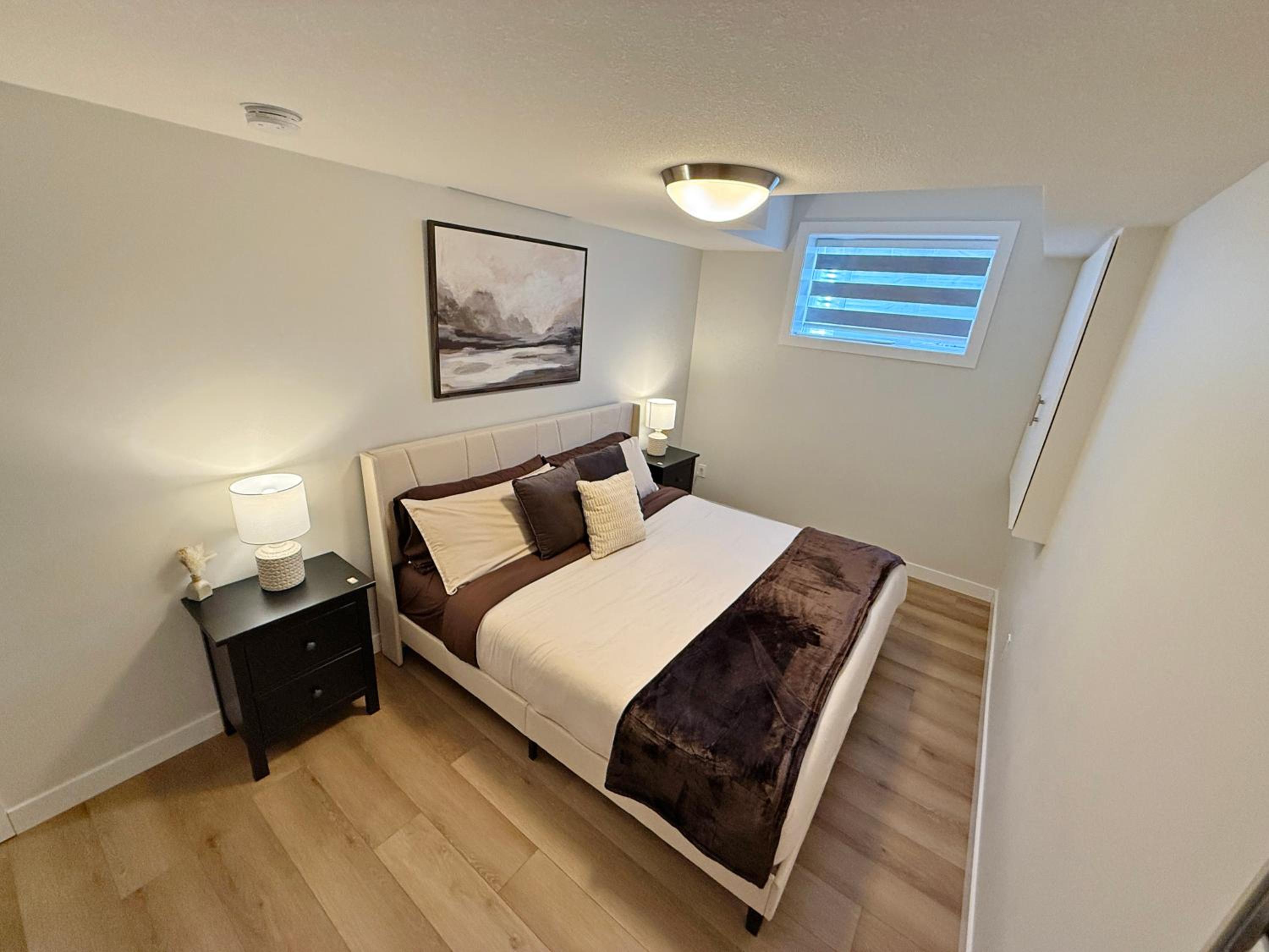Downtown 5 Bedroom, AC, Rogers, Commonwealth, EXPO