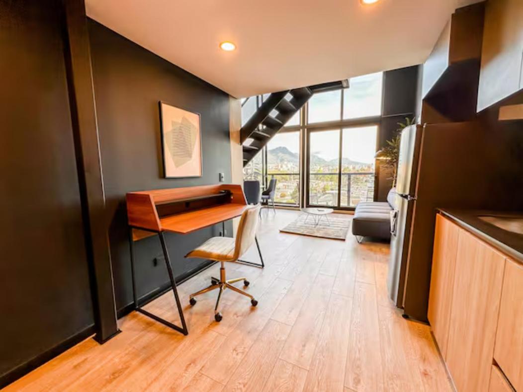 Skyline Suites - Elegant Living with Coworking & Scenic Views