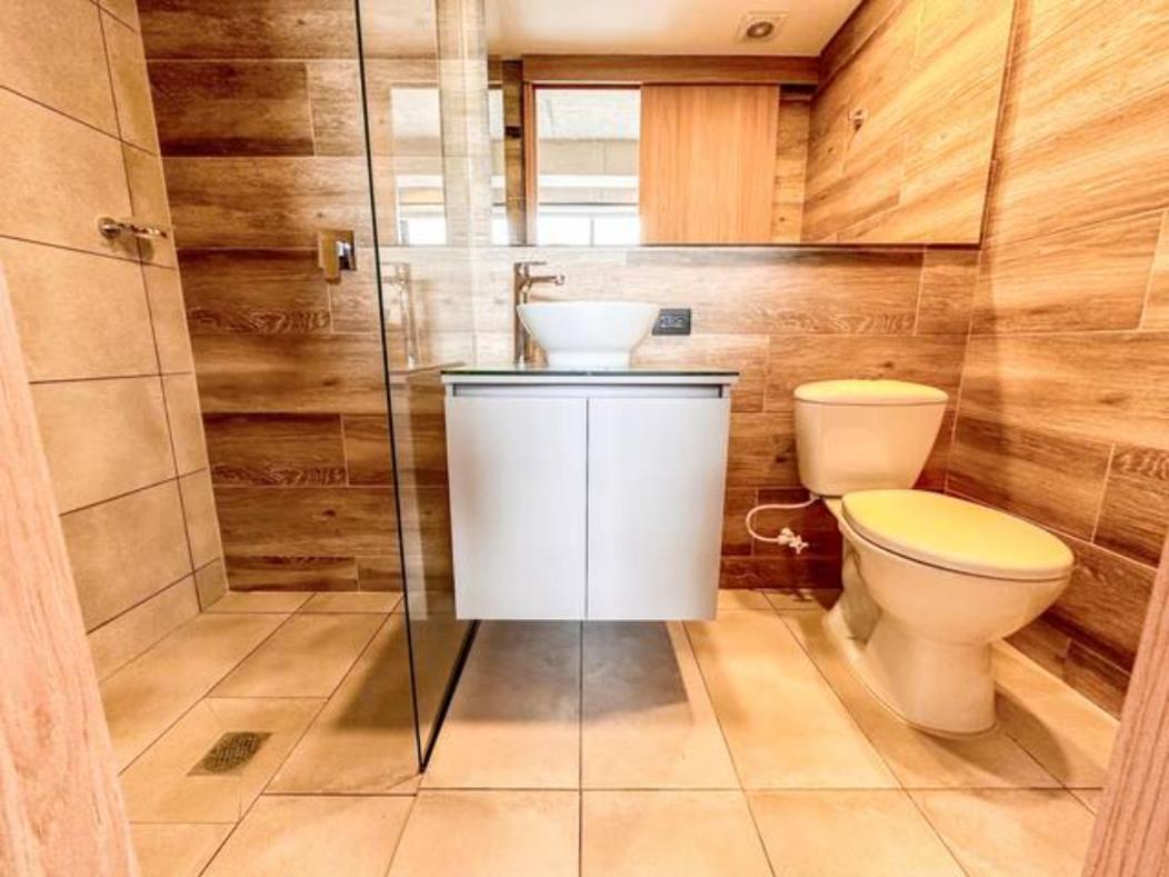 Skyline Suites - Elegant Living with Coworking & Scenic Views