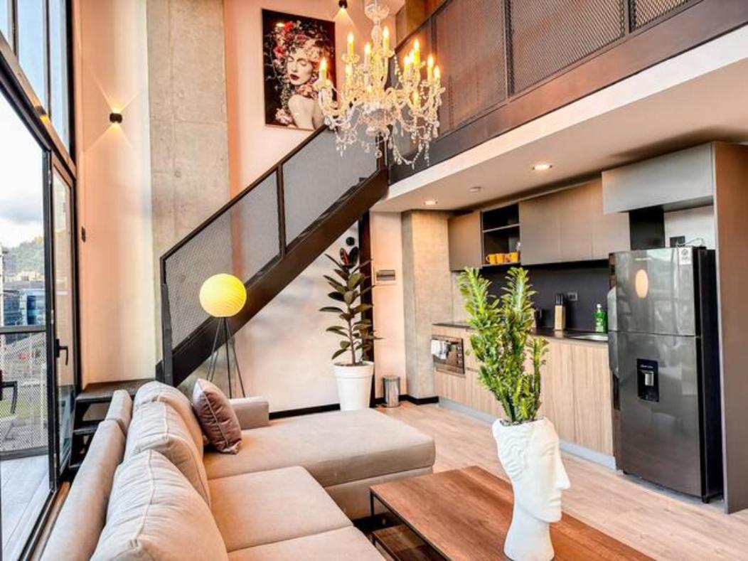 Skyline Suites - Elegant Living with Coworking & Scenic Views