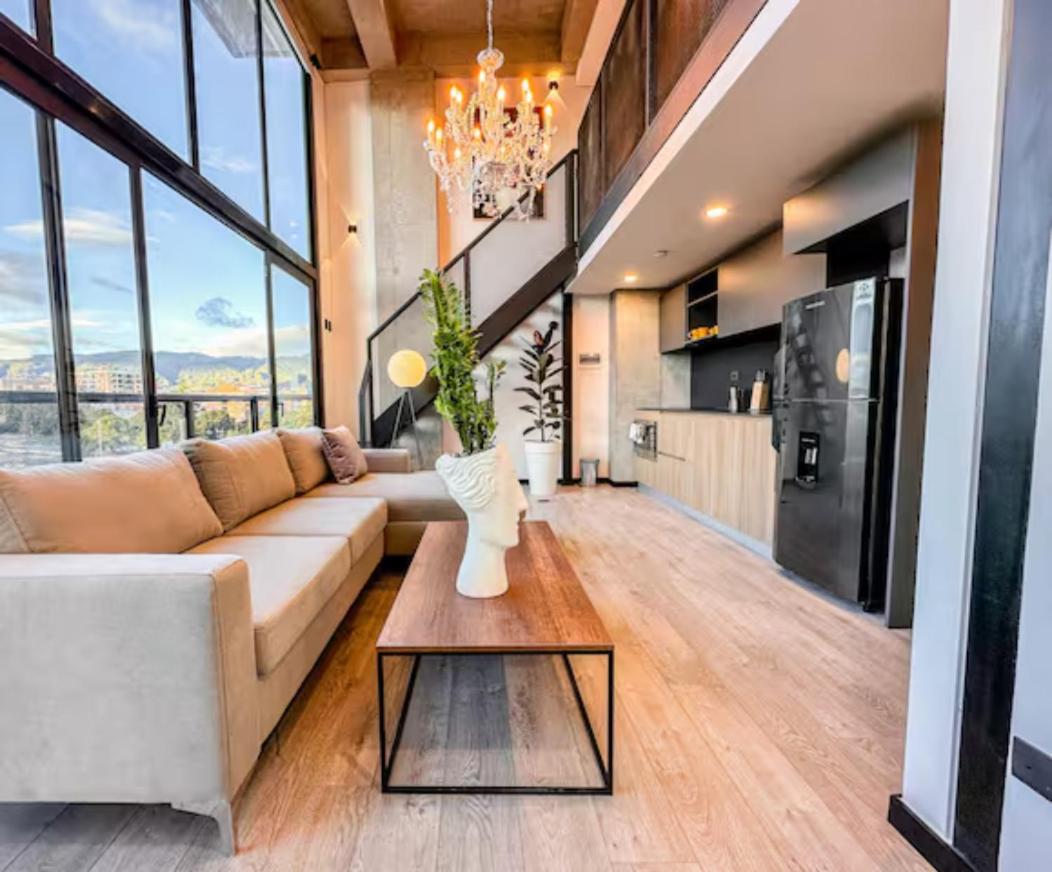 Skyline Suites - Elegant Living with Coworking & Scenic Views