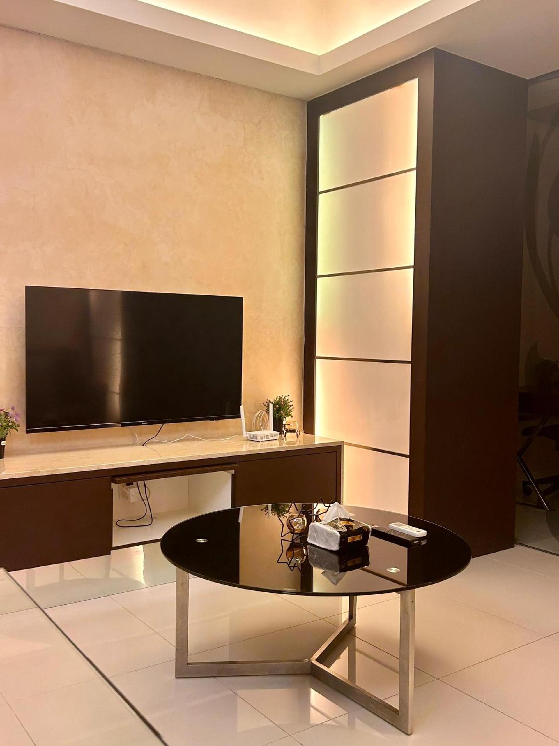 Chelsea Residence Studio, Plaza Damas 3