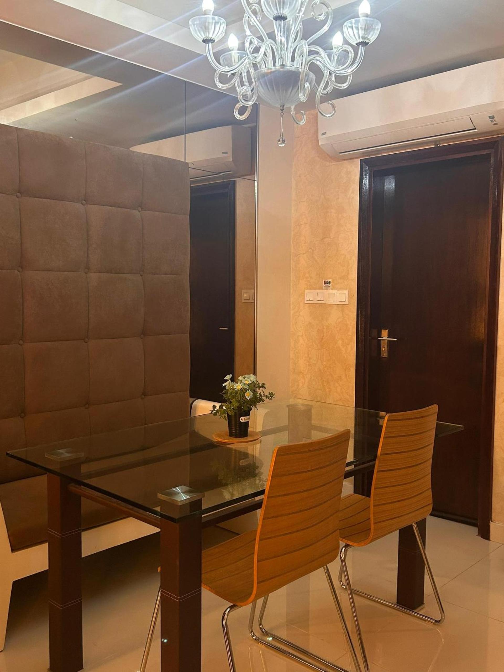 Chelsea Residence Studio, Plaza Damas 3