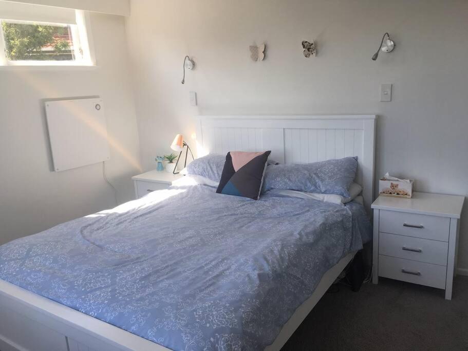 Modern, sunny, family home minutes from the city