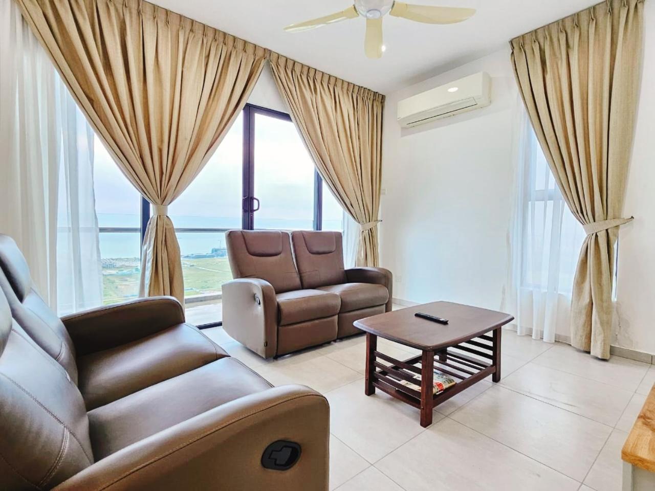 Penthouse Atlantis Melaka 12 pax photo 2