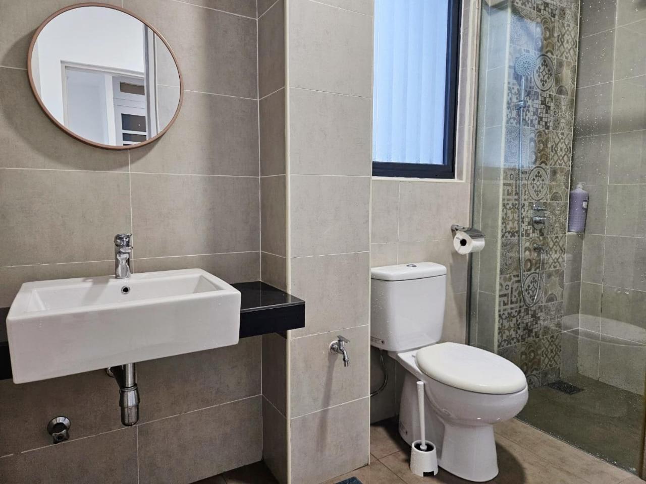 Penthouse Atlantis Melaka 12 pax
