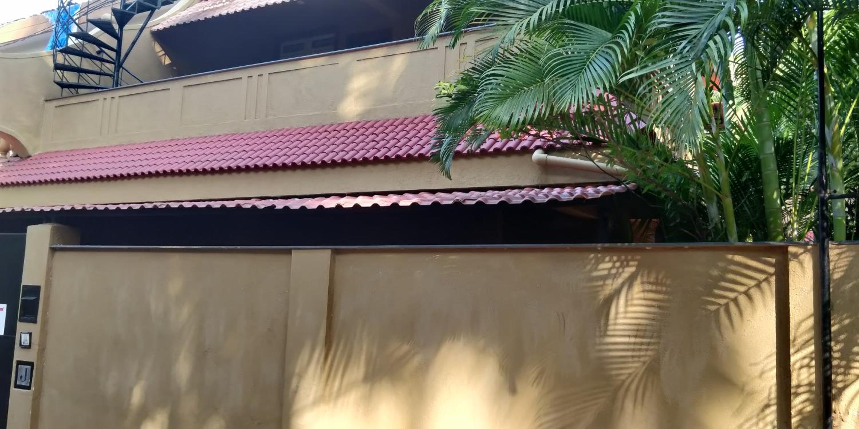 Saudades Beach Bungalow - Spacious, Perfect Location