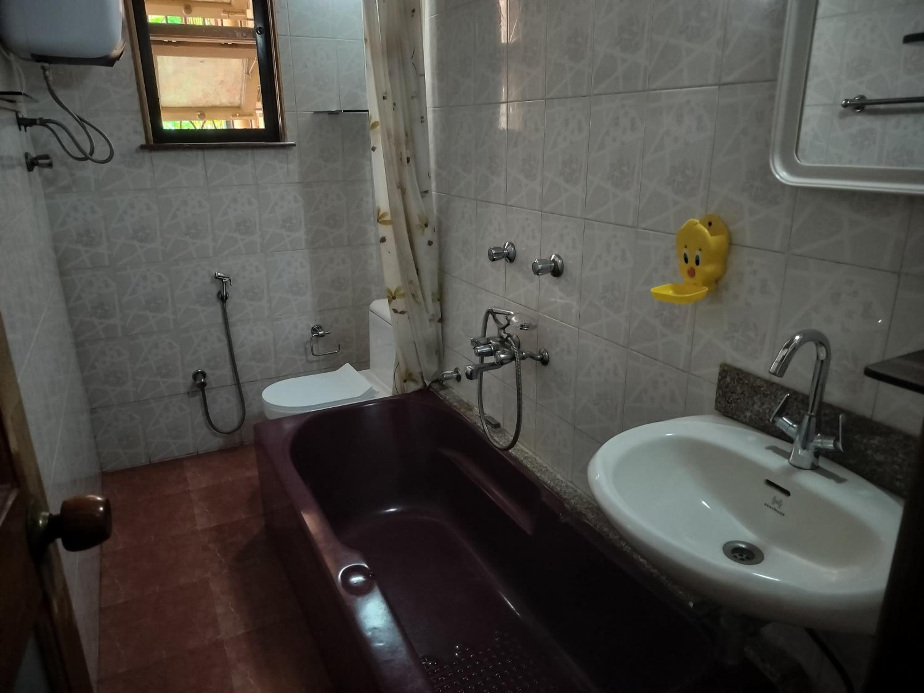 Saudades Beach Bungalow - Spacious, Perfect Location