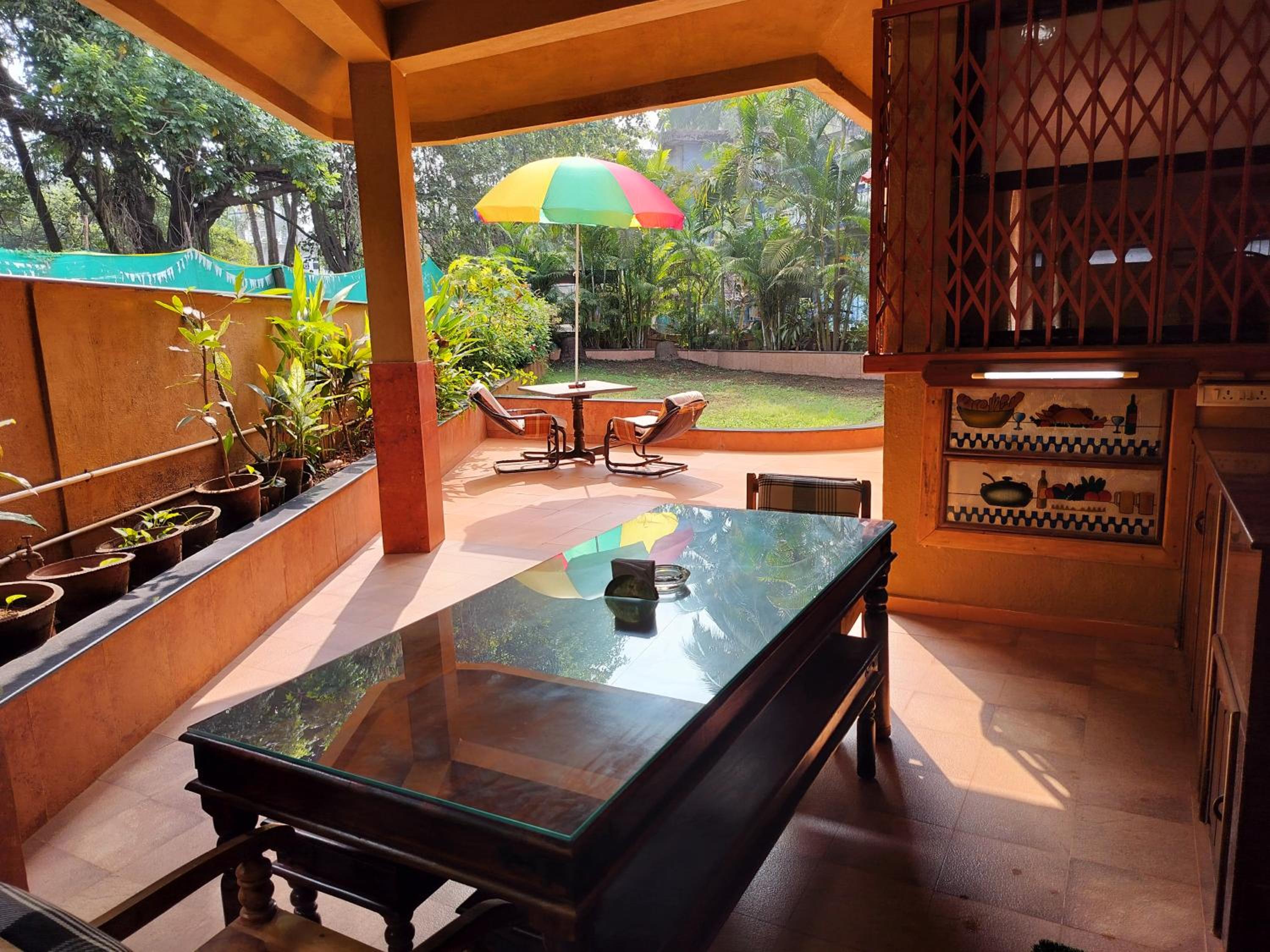 Saudades Beach Bungalow - Spacious, Perfect Location