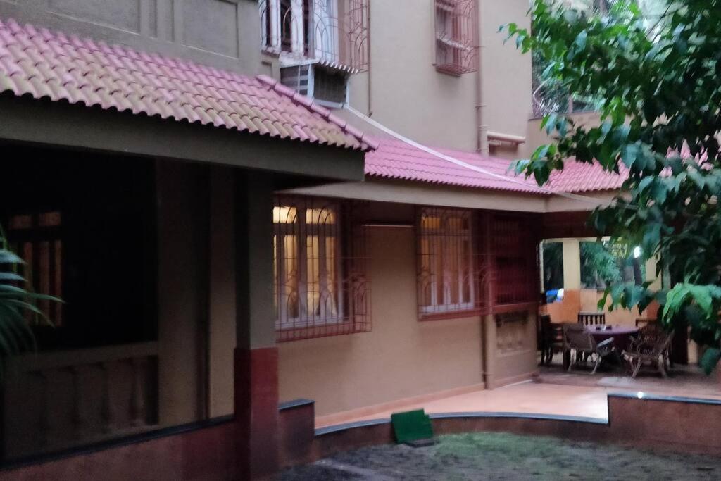 Saudades Beach Bungalow - Spacious, Perfect Location