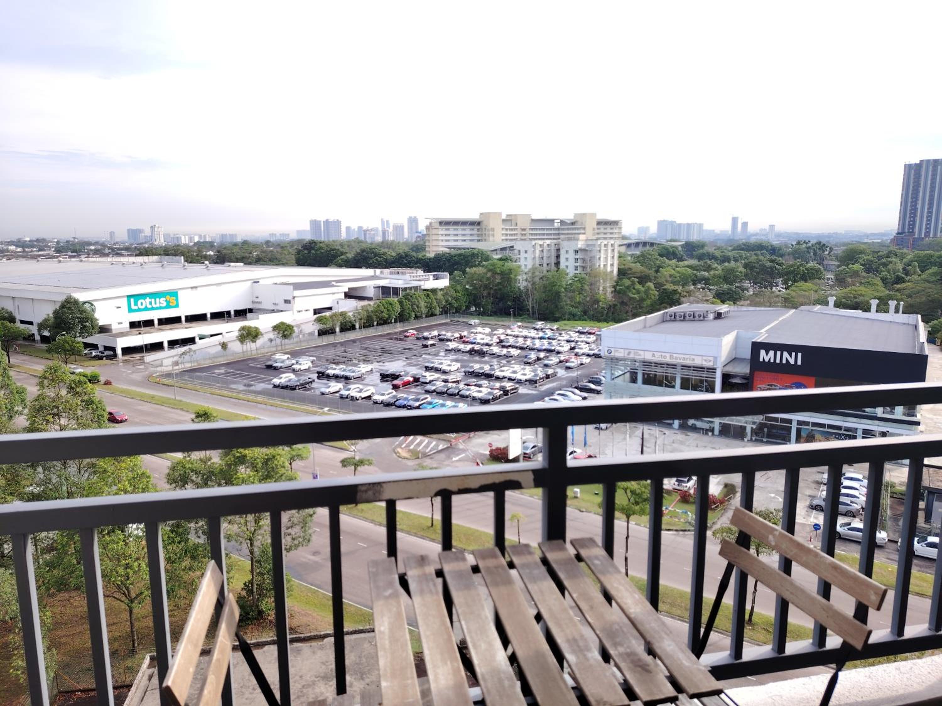 MGM-Tebrau City Walk within 5 min to AEON Mall, Ikea & Toppen