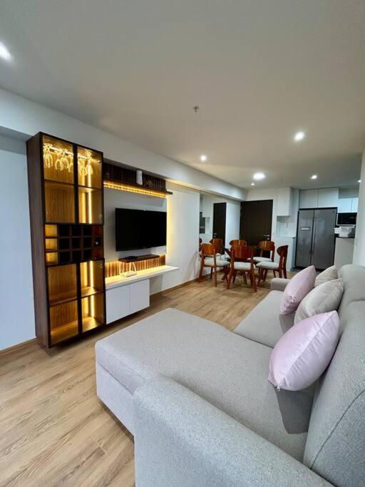 Lindo departamento cerca al mar view 5