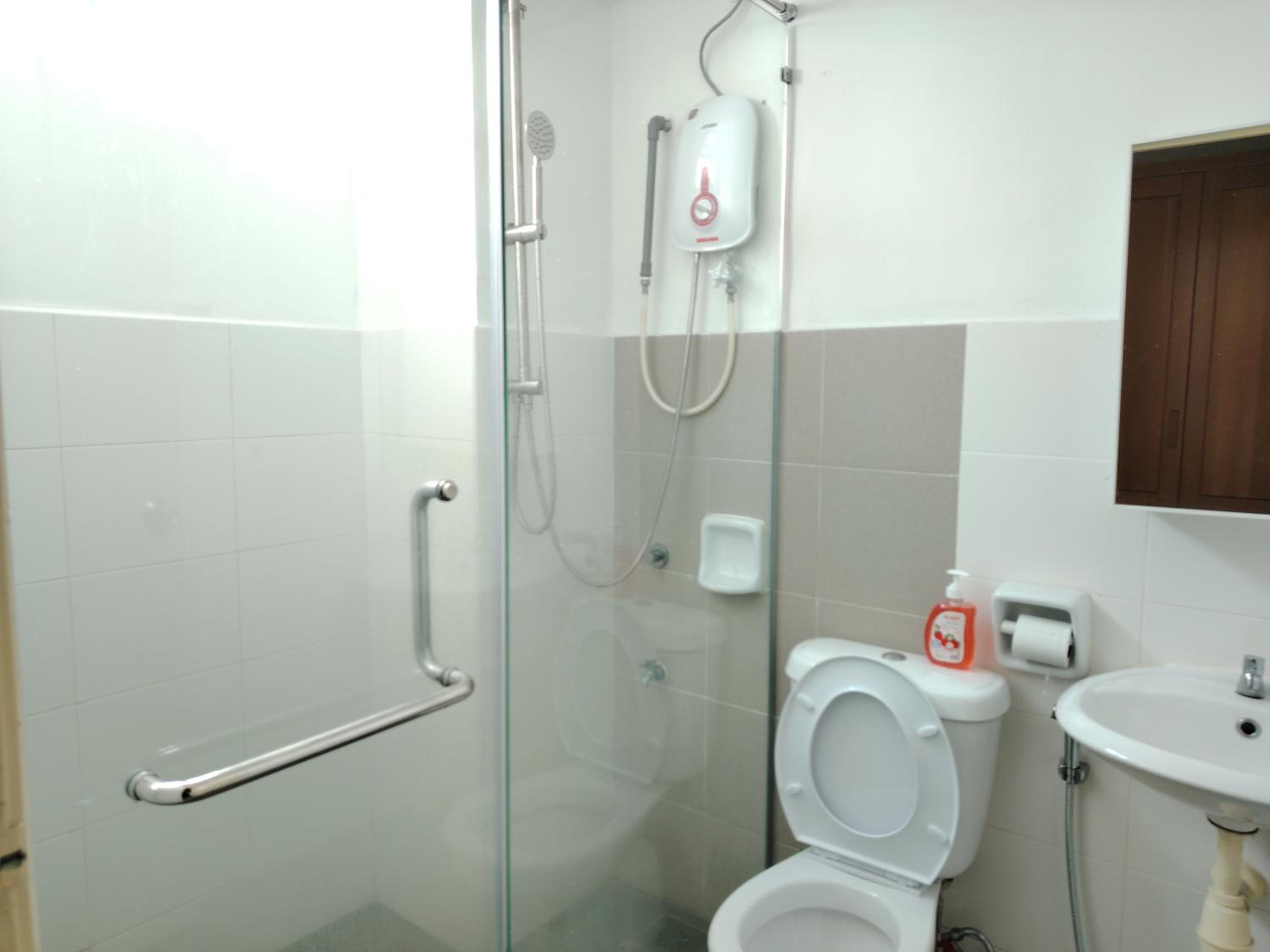 MGM-Tebrau City Walk within 5 min to AEON Mall, Ikea & Toppen