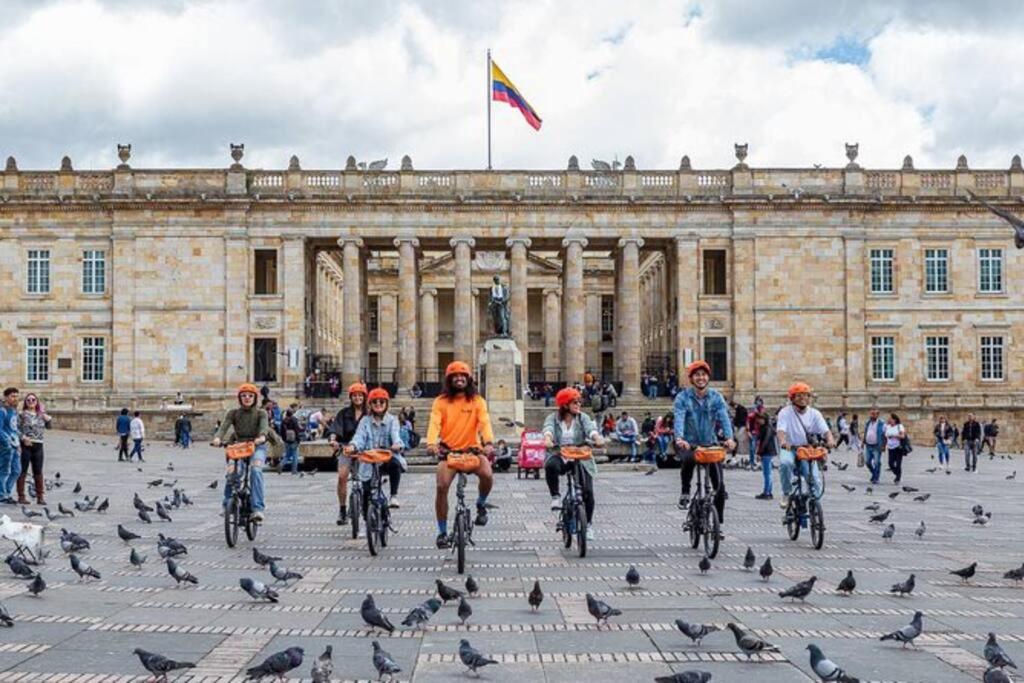 Hermoso y acogedor apto piso 32 para estrenar
