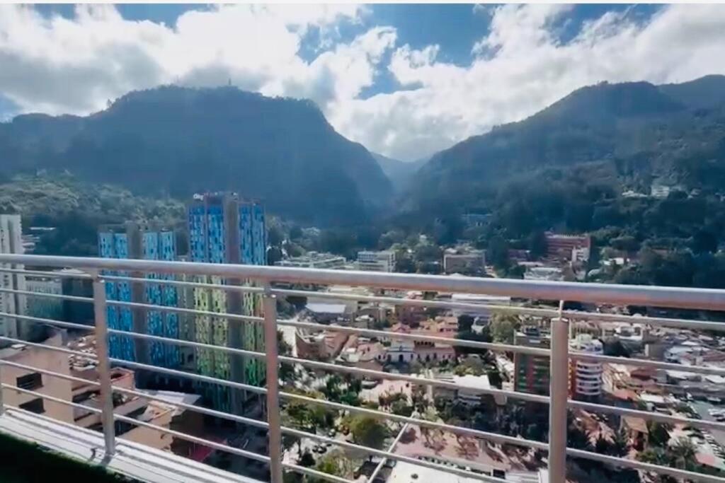 Hermoso y acogedor apto piso 32 para estrenar