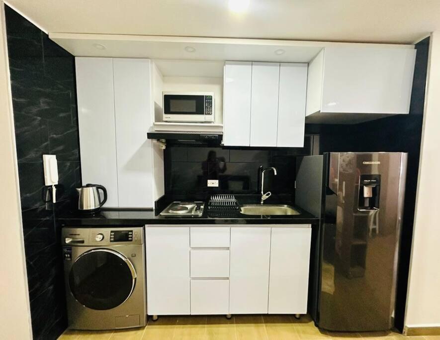 Hermoso y acogedor apto piso 32 para estrenar