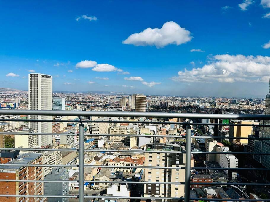 Hermoso y acogedor apto piso 32 para estrenar